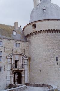 Ch&acirc;teau de Lavaux-Saint-Anne&#039;-04